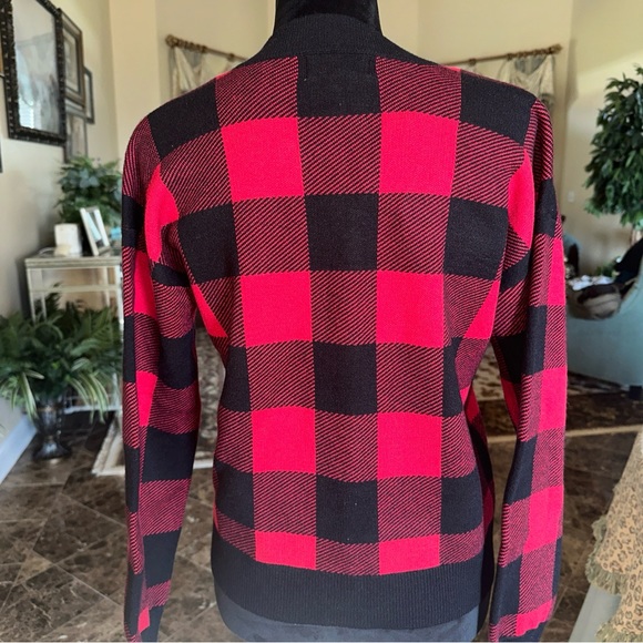 MARLED Red and Black check cardigan Small - Picture 3 of 8
